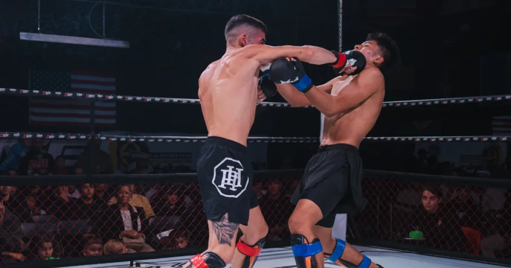 El 16 de noviembre de 2024, OSF Championship 4 marcó un hito en la creciente escena del MMA nacional. El evento no solo agotó entradas con 400 aficionados, sino que también destacó por su organización, el entusiasmo de los equipos y patrocinadores, y un vibrante ambiente comunitari